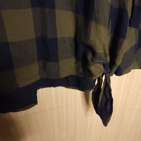 Time And Tru New Navy Green Plaid Bell Sleeve Pullover Top XXL - Picture 4 of 6